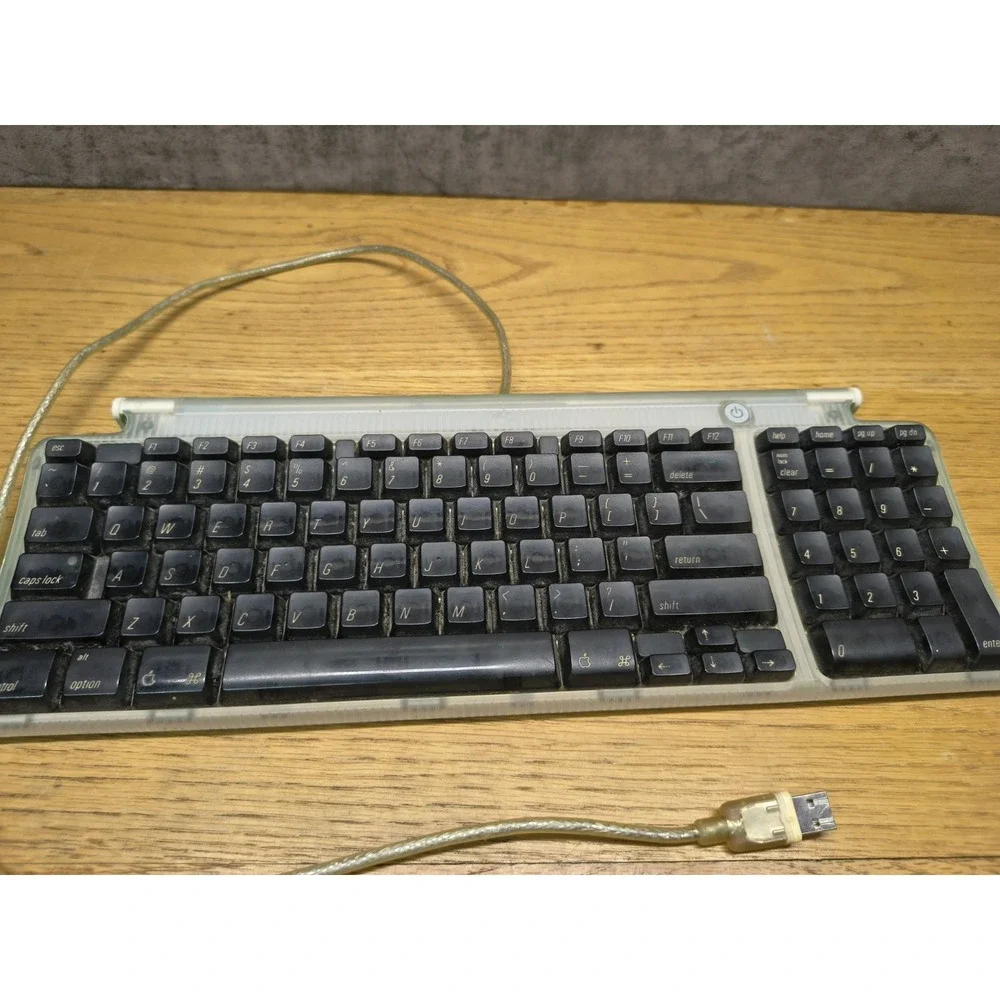Apple Mac USB M2452 Keyboard Green Lime Color Canadian French Hard To Find